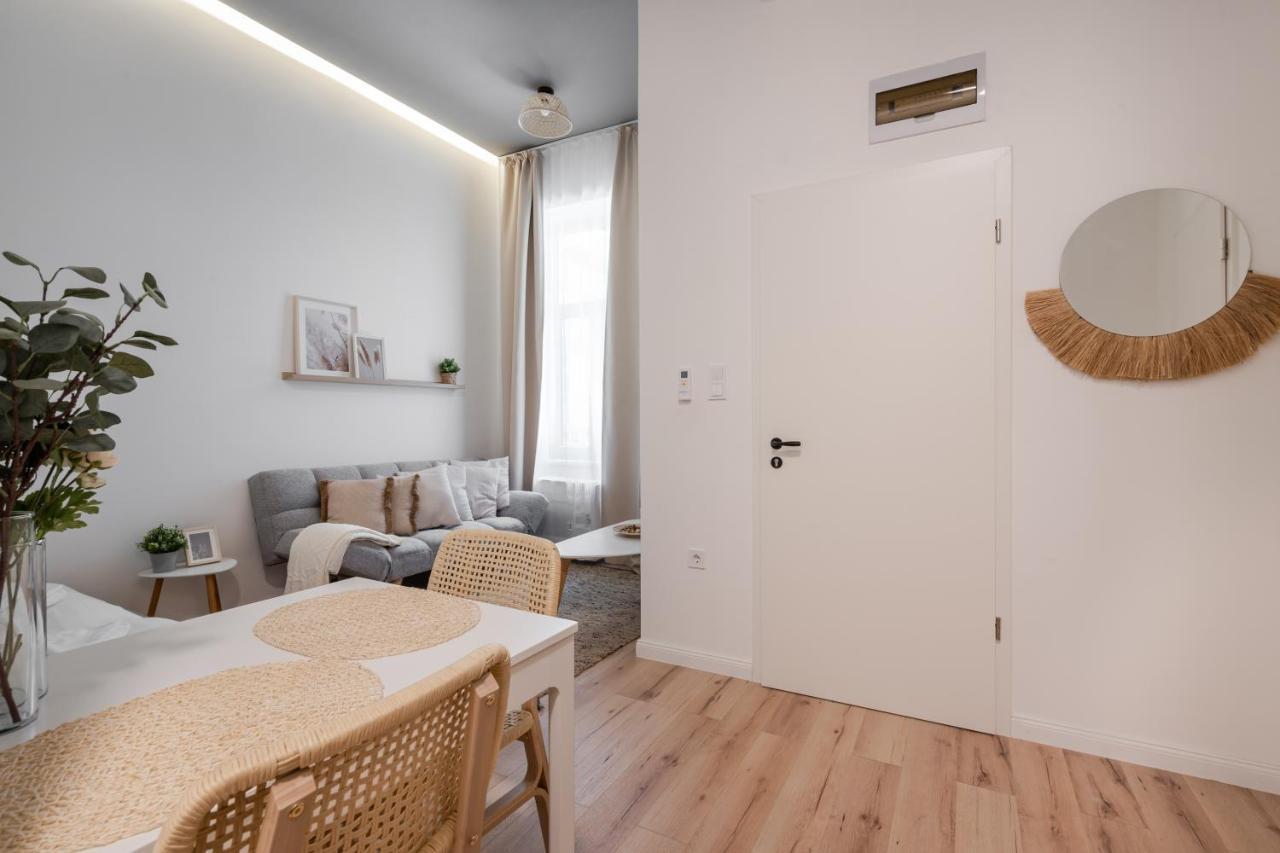 A62 - Akacfa Street Central Residence - Best Location By Bqa Boedapest Buitenkant foto