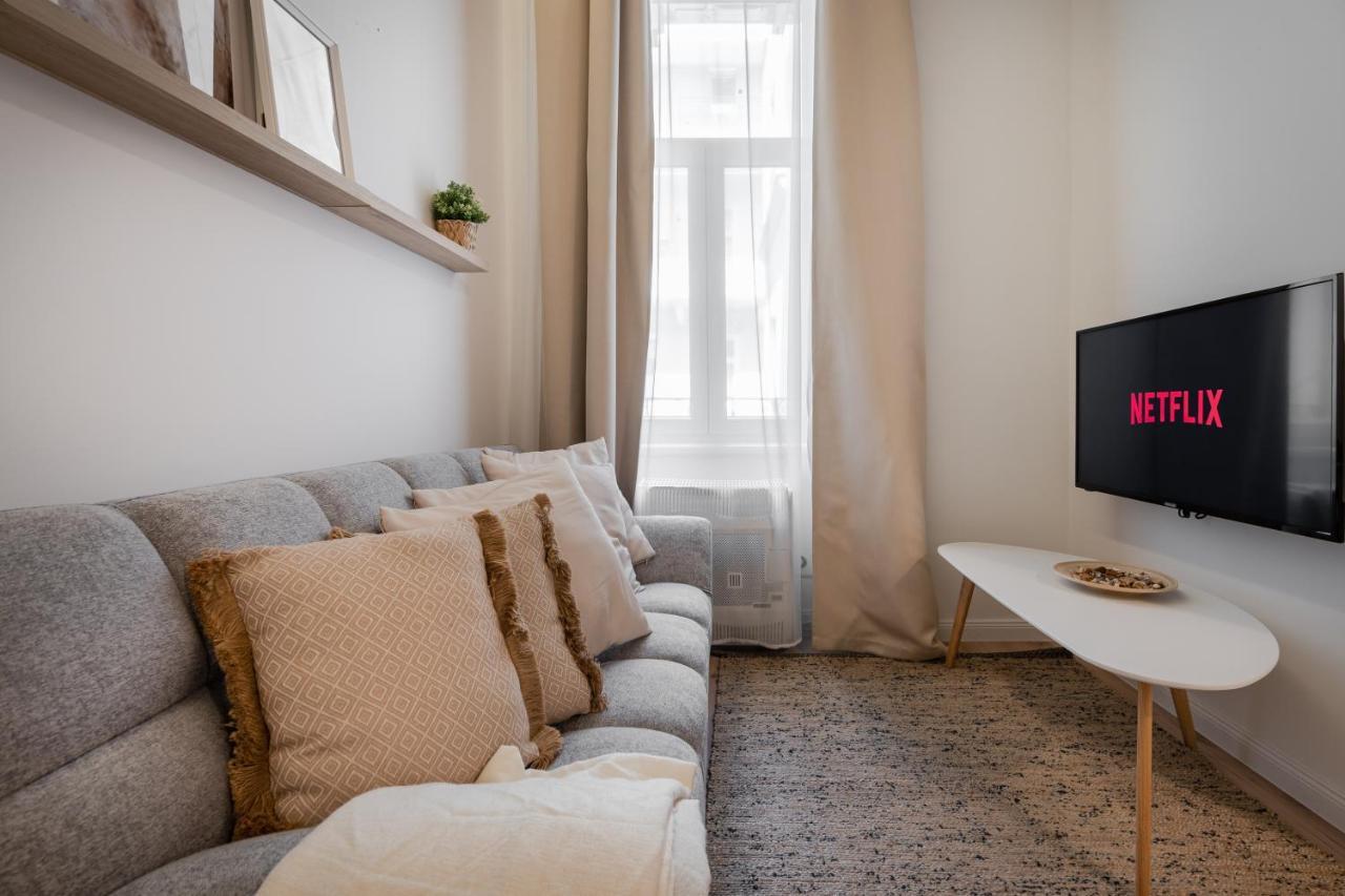 A62 - Akacfa Street Central Residence - Best Location By Bqa Boedapest Buitenkant foto