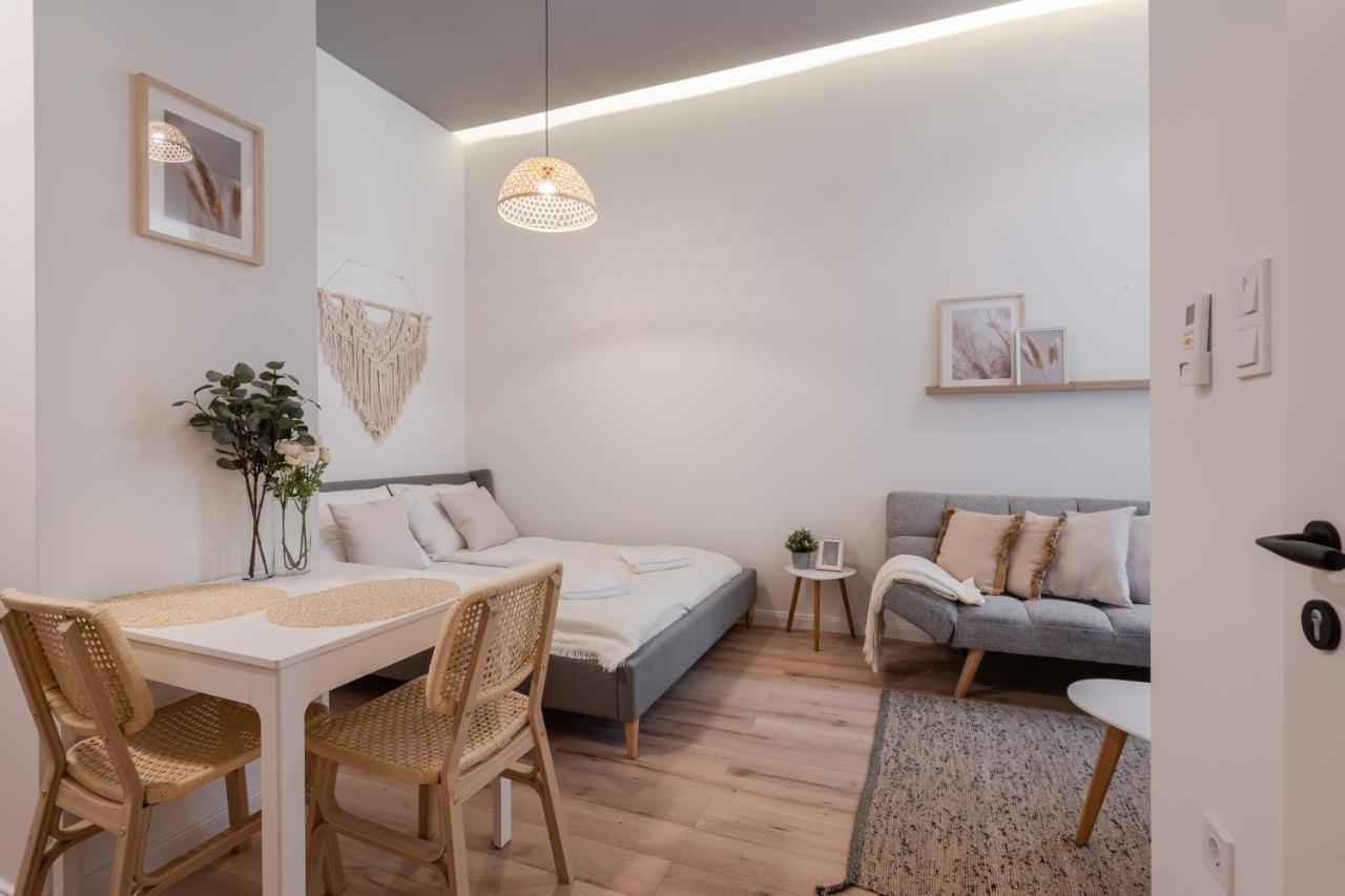 A62 - Akacfa Street Central Residence - Best Location By Bqa Boedapest Buitenkant foto