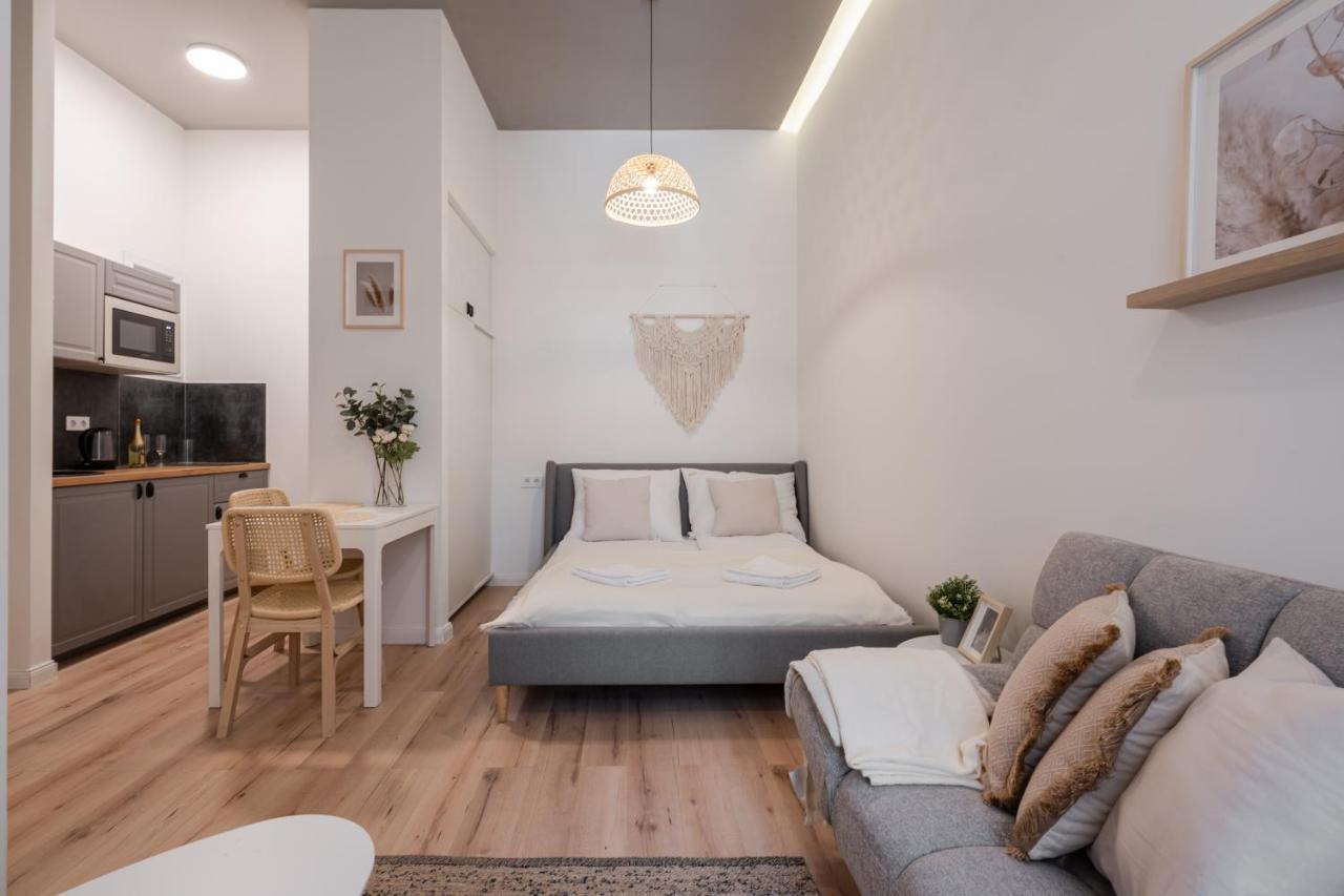 A62 - Akacfa Street Central Residence - Best Location By Bqa Boedapest Buitenkant foto